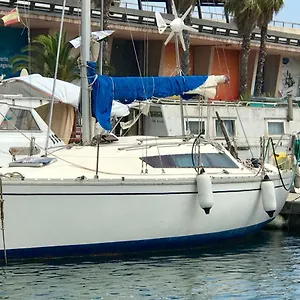 https://sleep-on-a-sailing-boat-barcelona.catalonia-hotels.com